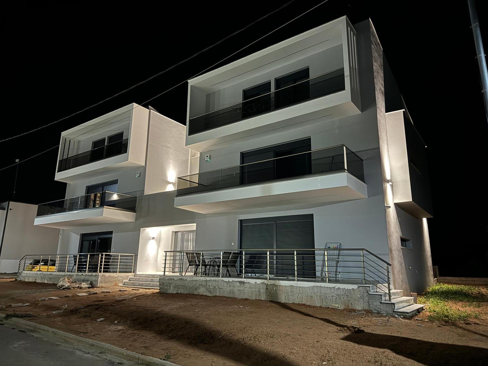 Elinor Apartments Flogita Exterior photo
