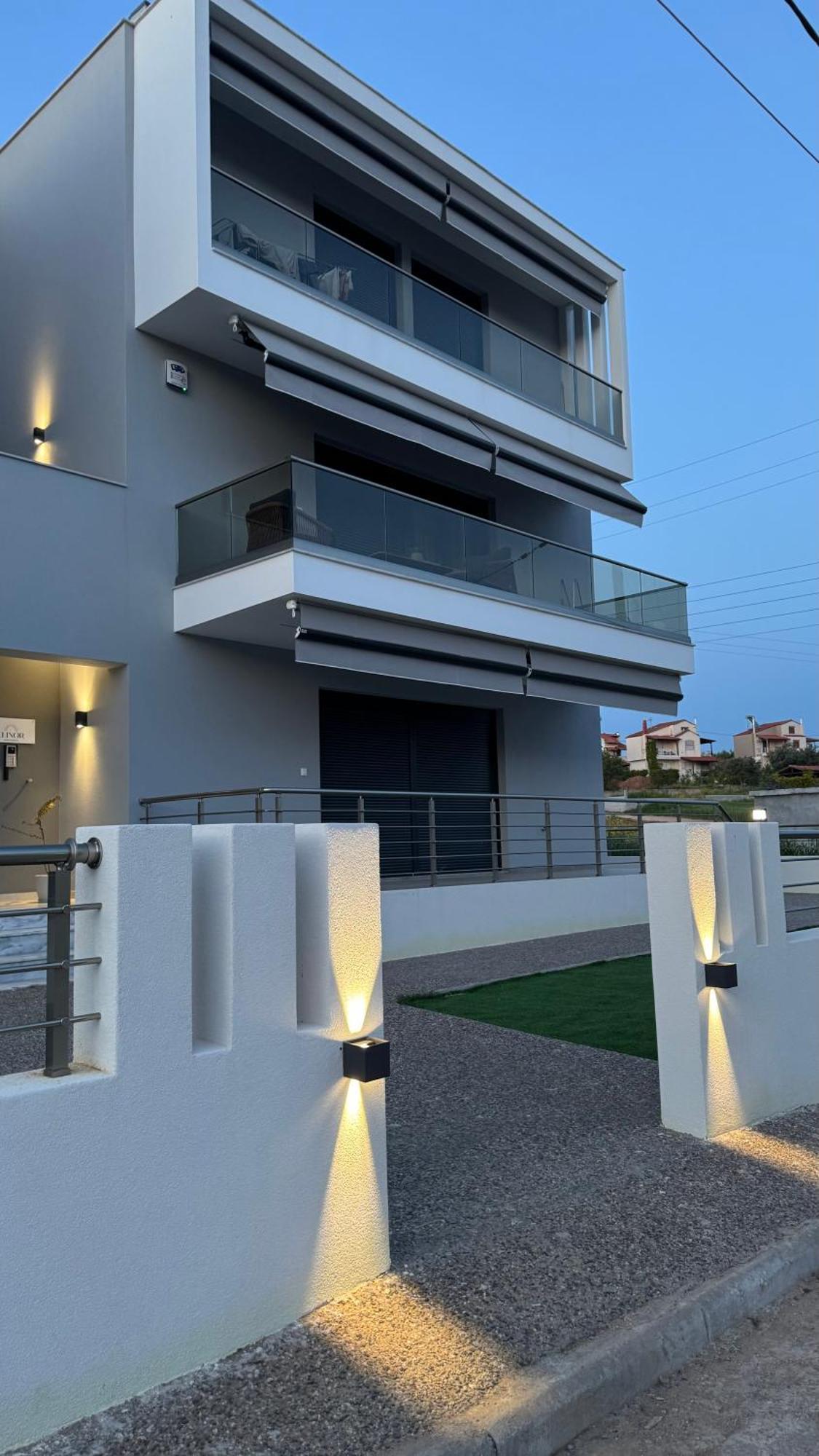 Elinor Apartments Flogita Exterior photo