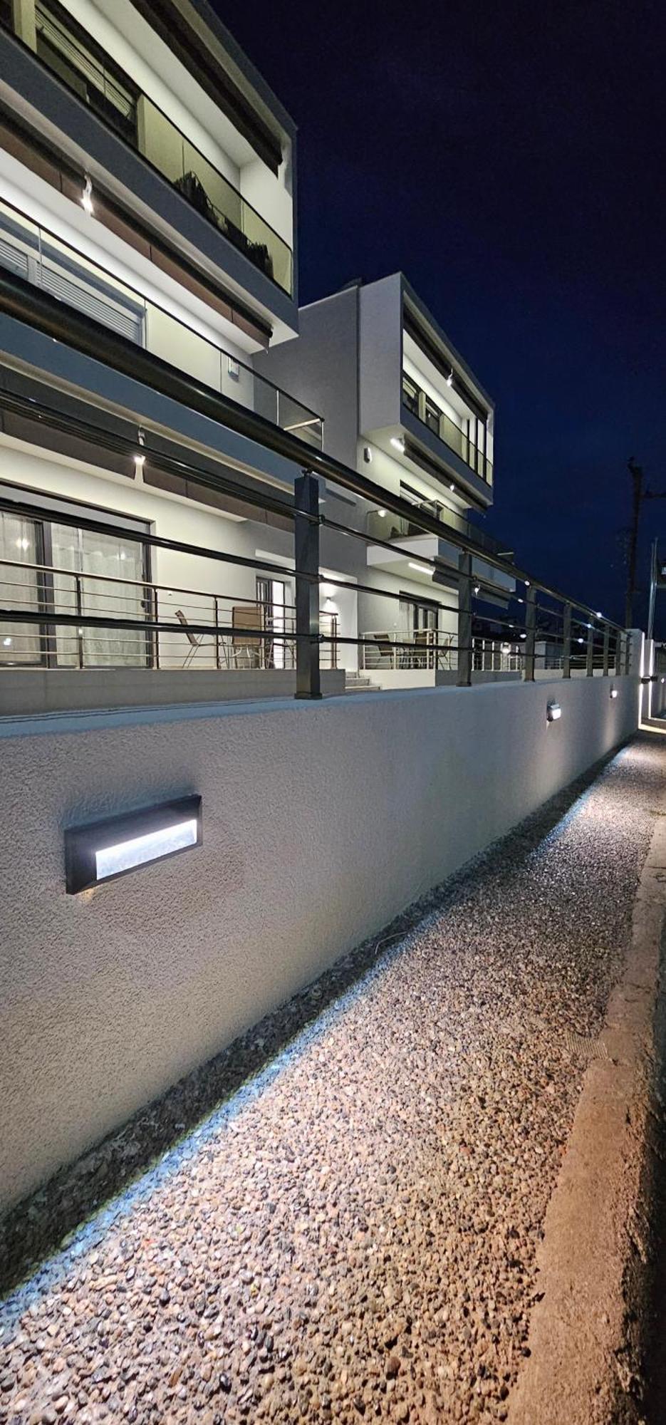 Elinor Apartments Flogita Exterior photo