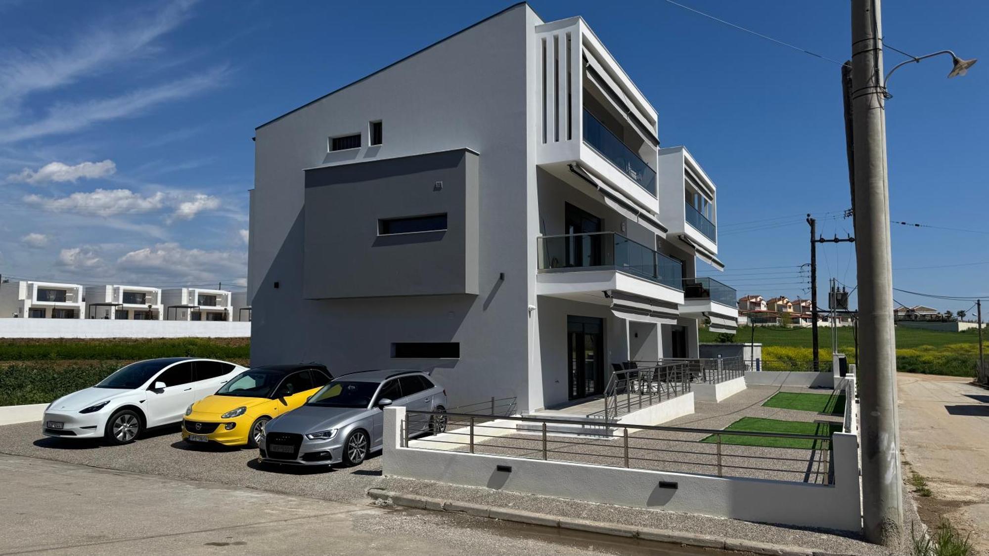 Elinor Apartments Flogita Exterior photo